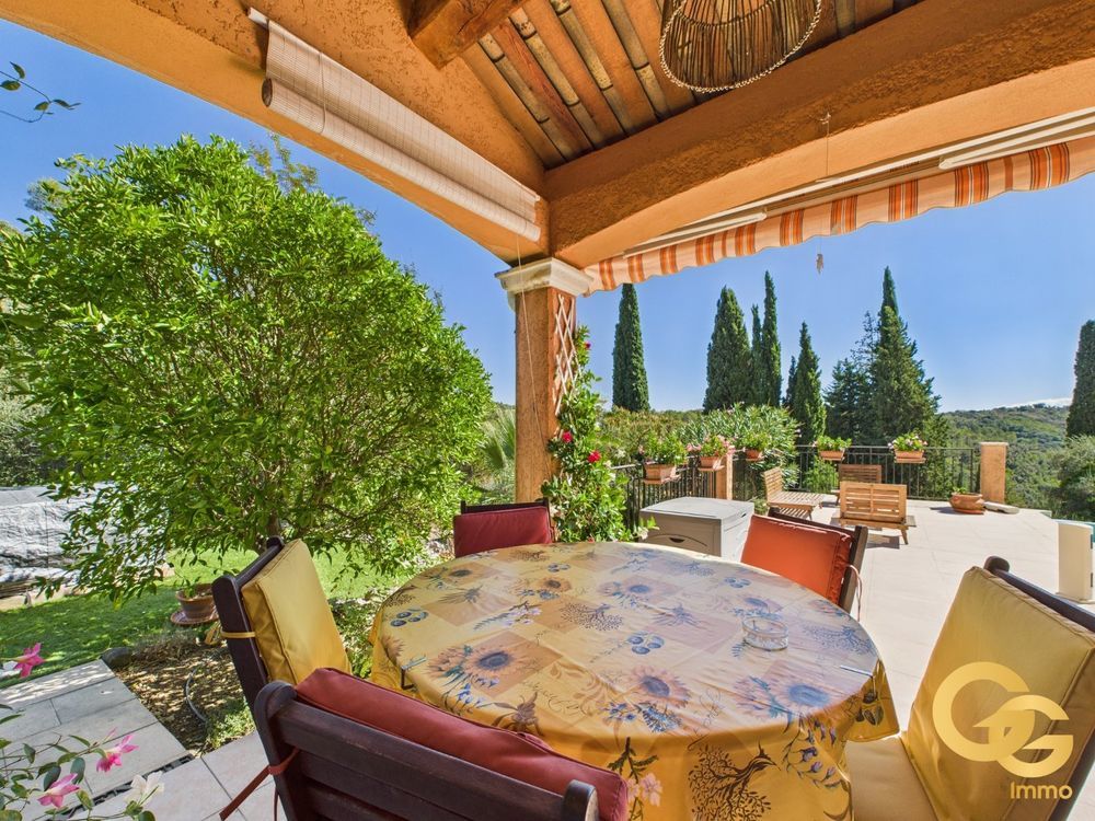 � vendre  Villa Le Tignet (06530)