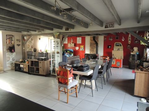   Maison Maison - 6 pi�ce(s) - 160 m�