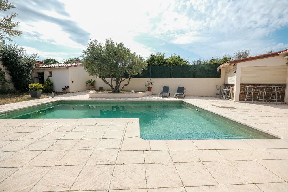 � vendre  Maison Thuir (66300)