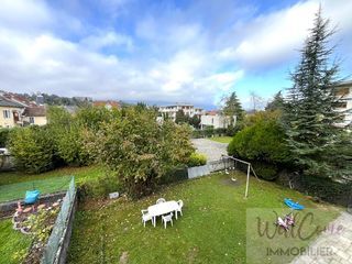  Immeuble � vendre 11 pi�ces 250 m�