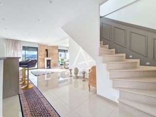  Maison � vendre 7 pi�ces 227 m�