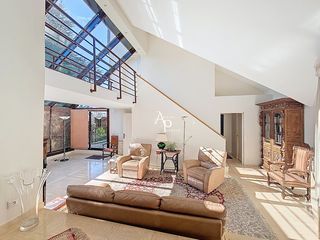  Maison � vendre 9 pi�ces 302 m�