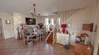  Maison � vendre 9 pi�ces 223 m�