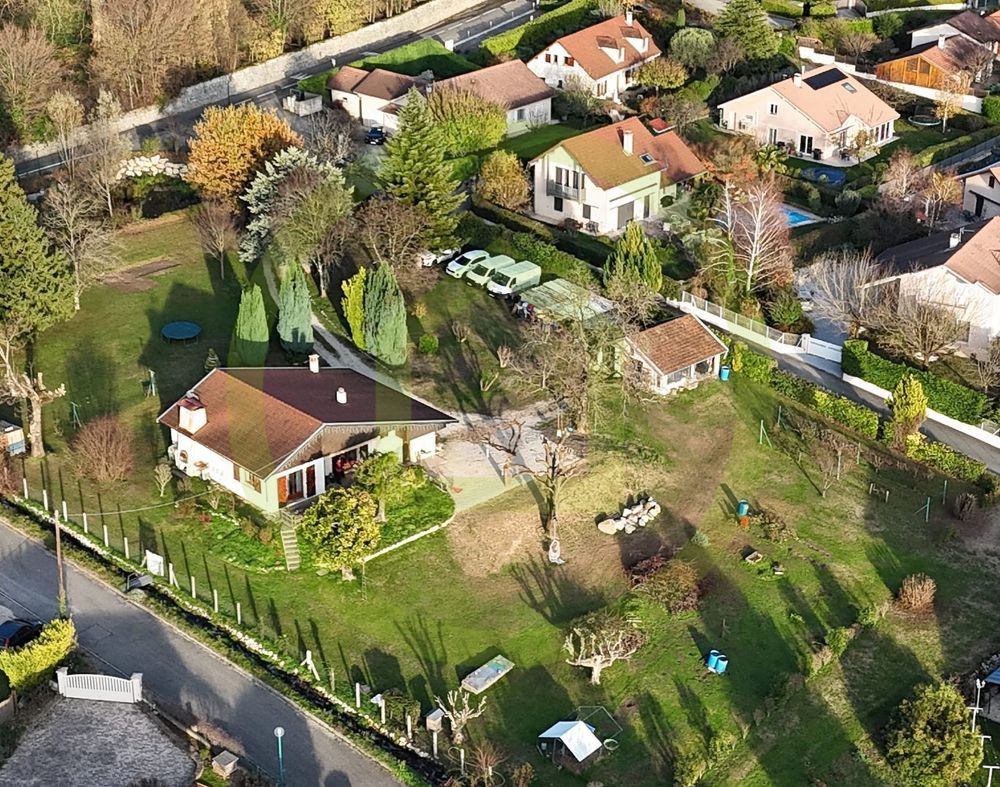 � vendre  Maison La Buisse (38500)