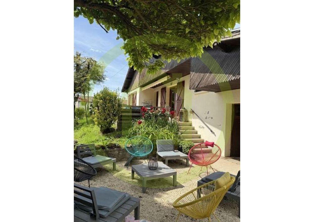 � vendre  Maison La Buisse (38500)