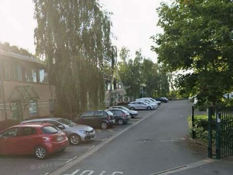 Bureau 80000 59175 Templemars