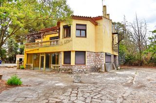  Maison � vendre 5 pi�ces 230 m�