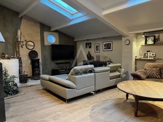  Maison � vendre 5 pi�ces 215 m�