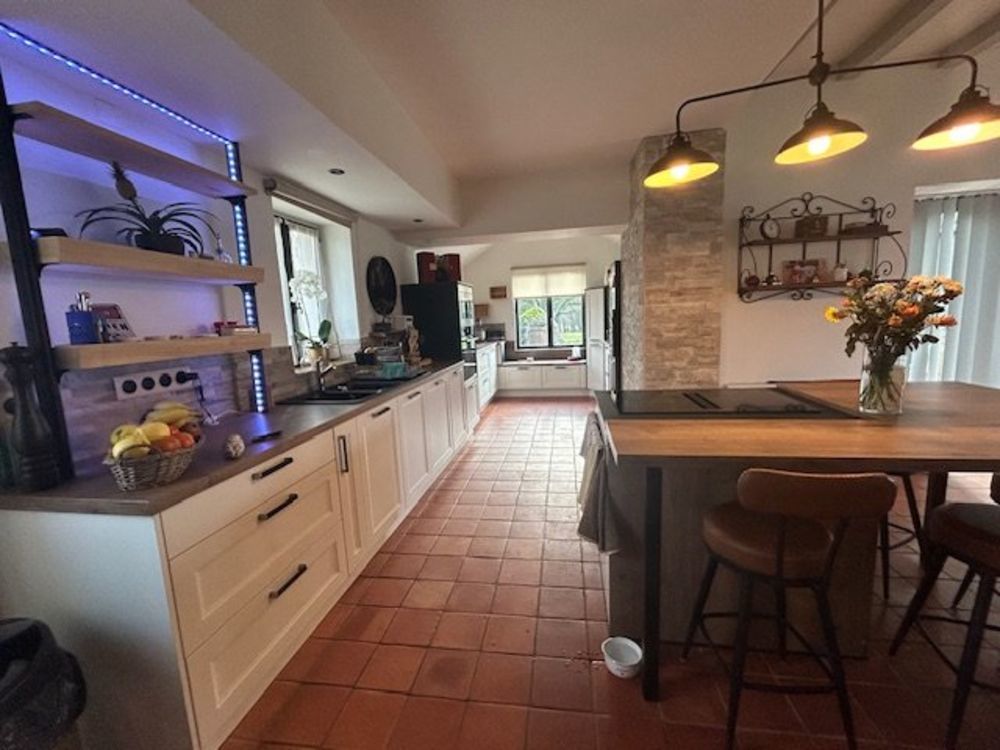 � vendre  Maison Soulitr� (72370)