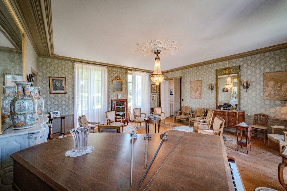 � vendre  Villa Segonzac (16130)