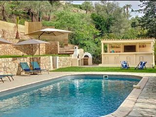  Maison � vendre 8 pi�ces 250 m�