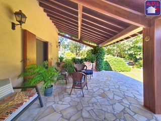  Villa � vendre 6 pi�ces 272 m�