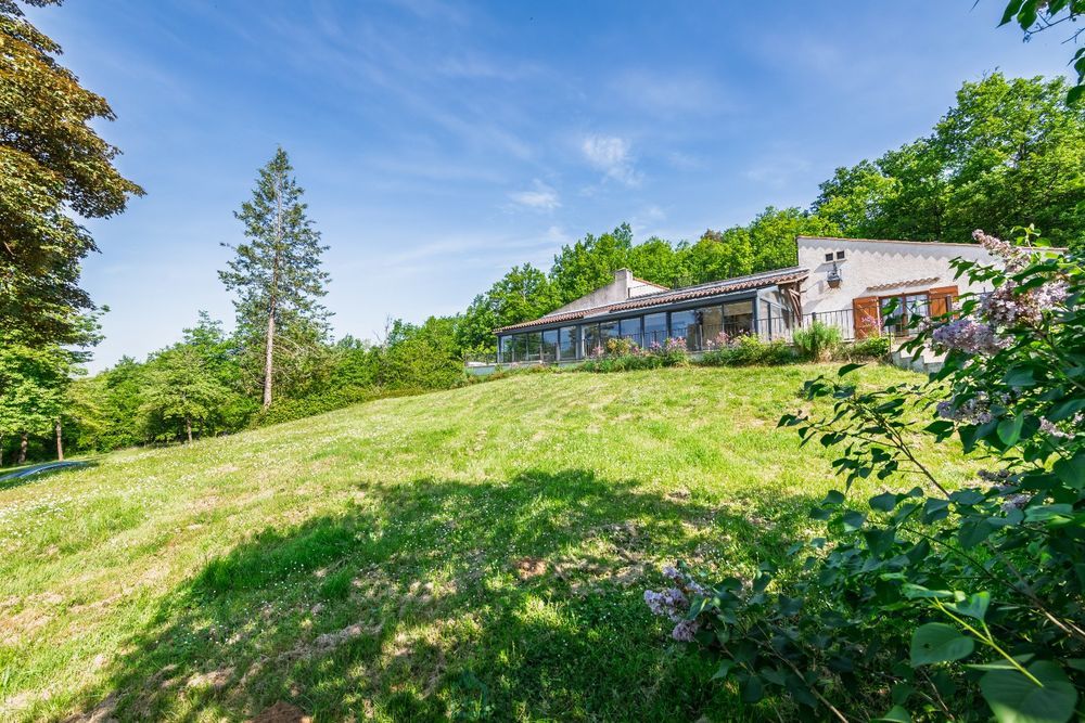 � vendre  Villa Nanteau-sur-Lunain (77710)