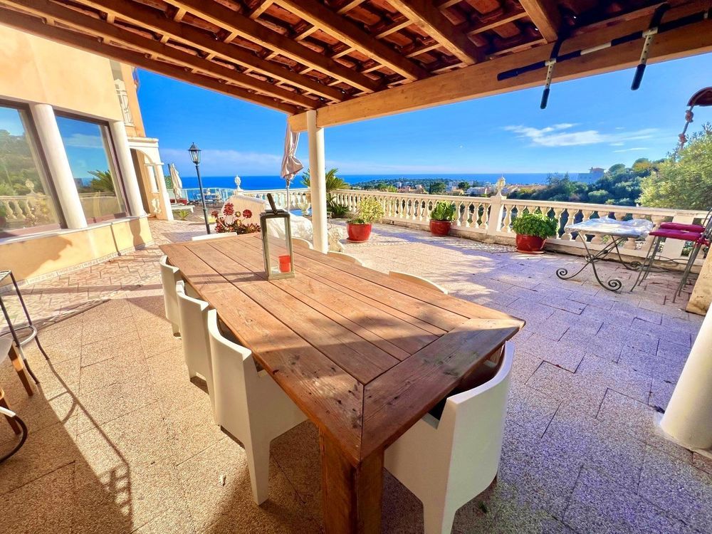 � vendre  Maison Roquebrune-Cap-Martin (06190)
