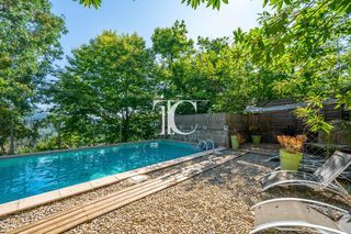  Villa � vendre 9 pi�ces 273 m�