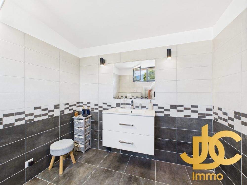 � vendre  Maison Grasse (06130)