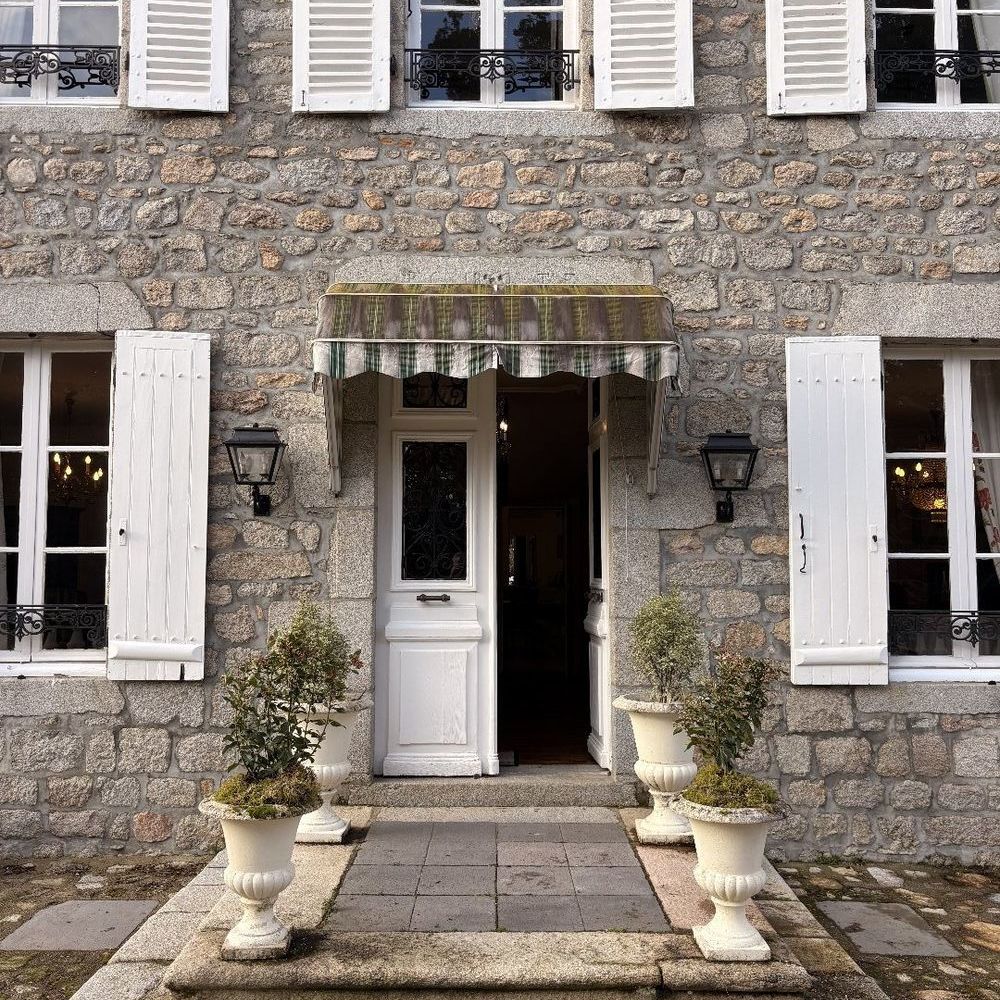 � vendre  Maison Ussel (19200)