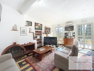  Maison � vendre 8 pi�ces 210 m�