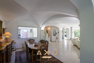  Maison � vendre 9 pi�ces 240 m�