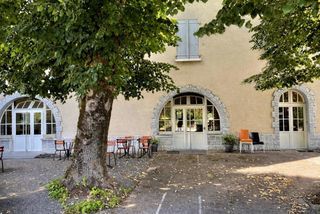  Immeuble � vendre 15 + pi�ces 370 m�