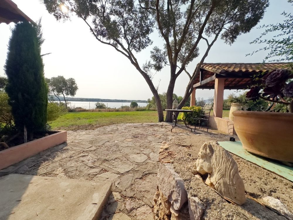 � vendre  Maison M�ze (34140)