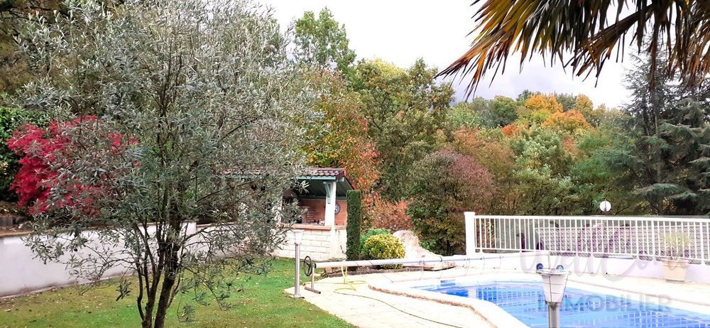 � vendre  Maison Mouxy (73100)