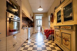  Appartement � vendre 6 pi�ces 270 m�