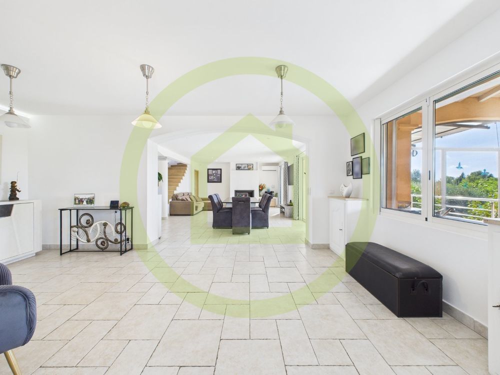 � vendre  Maison Ch�teauneuf-Grasse (06740)