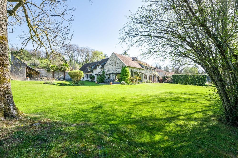 � vendre  Villa Fontainebleau (77300)