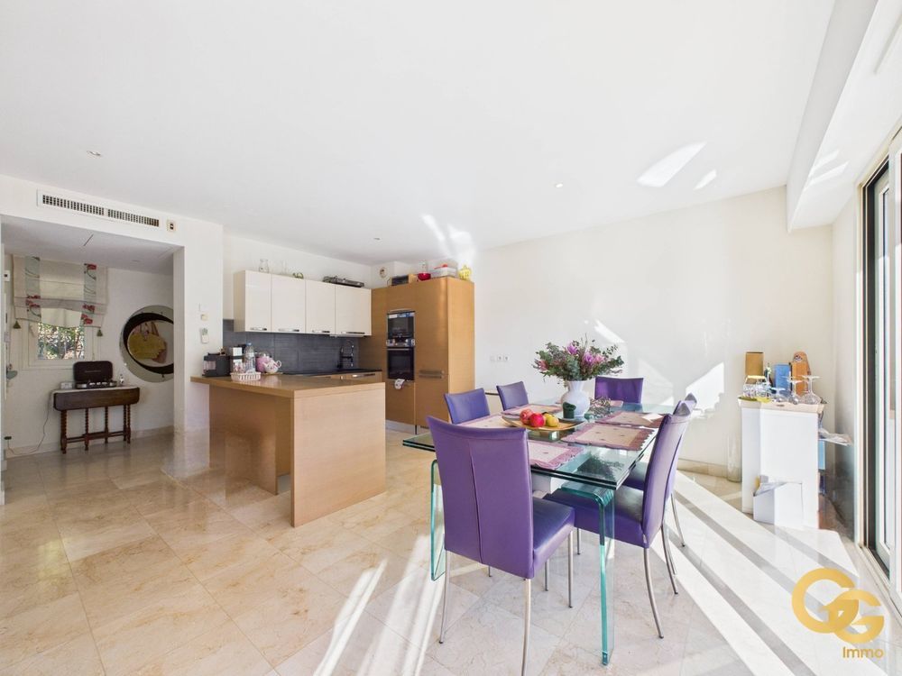 � vendre  Appartement Th�oule-sur-Mer (06590)