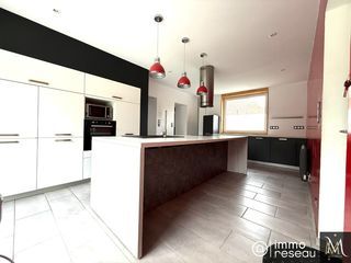  Villa � vendre 6 pi�ces 147 m�