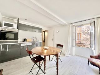  Immeuble � vendre 3 pi�ces 28 m�