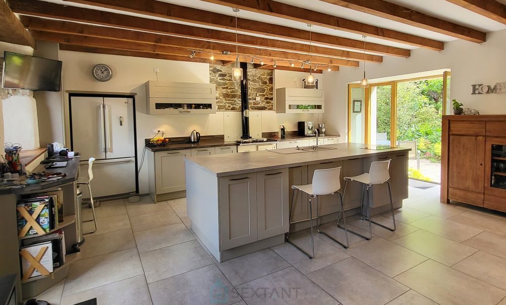 � vendre  Villa Cl�gu�rec (56480)