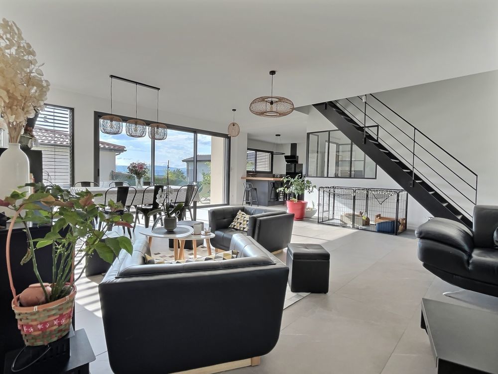 � vendre  Maison Saint-Germain-au-Mont-d'Or (69650)