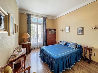  Appartement � vendre 6 pi�ces 121 m� Avignon