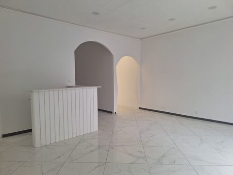 Locaux d'activit&eacute; 750 34500 Beziers