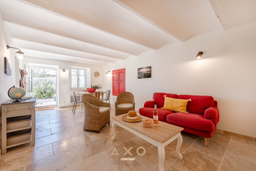 � vendre  Villa Moustiers-Sainte-Marie (04360)