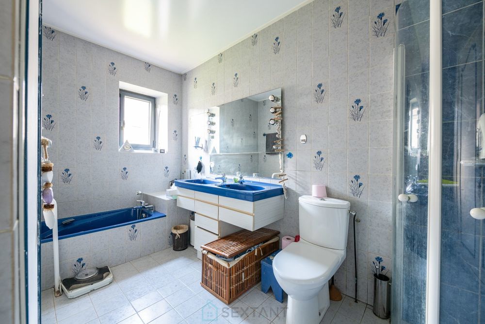 � vendre  Villa Fontainebleau (77300)