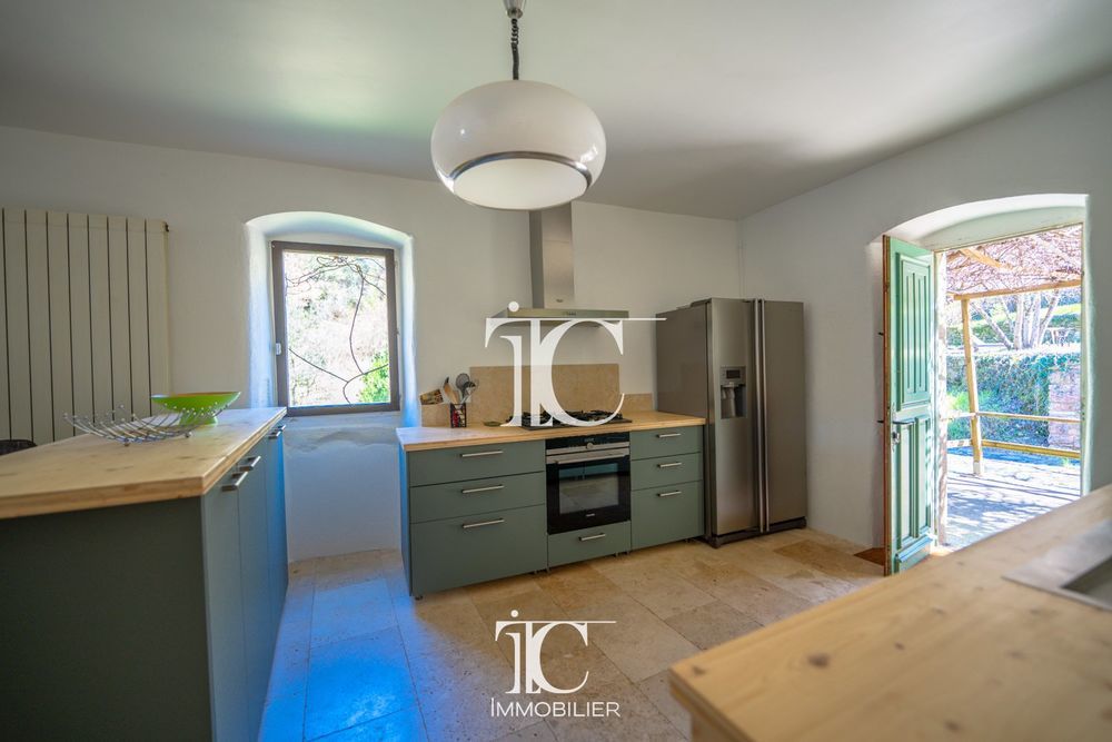 � vendre  Villa Les Vans (07140)