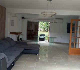  Villa � vendre 6 pi�ces 140 m�