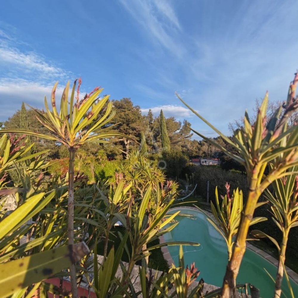 � vendre  Maison Le Beausset (83330)