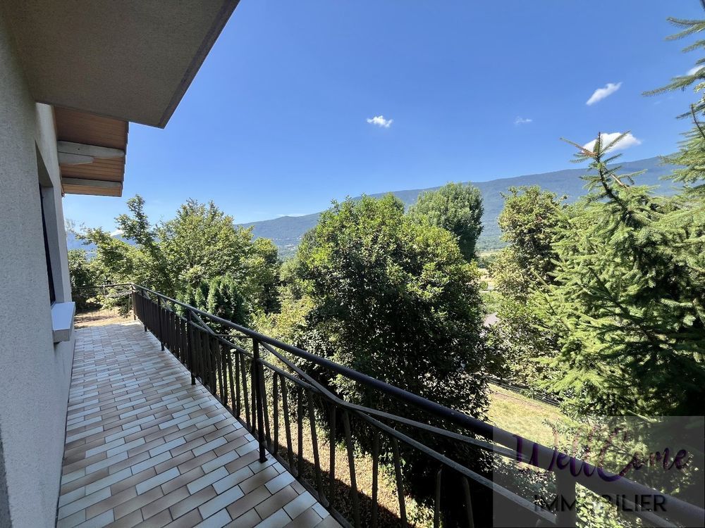 � vendre  Maison Voglans (73420)