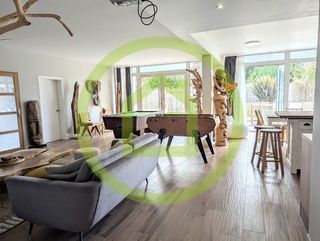  Appartement � vendre 5 pi�ces 147 m�