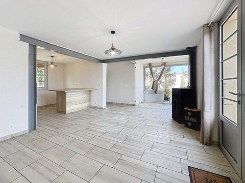   Maison Maison - 4 pi�ce(s) - 96 m�