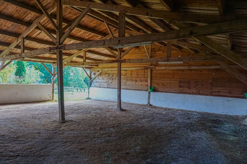 � vendre  Villa Saint-Jory-de-Chalais (24800)