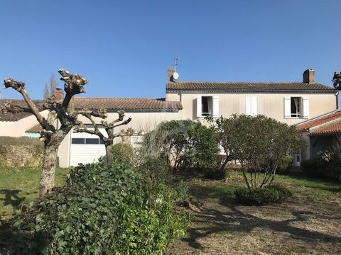   Maison Maison - 5 pi�ce(s) - 172 m�