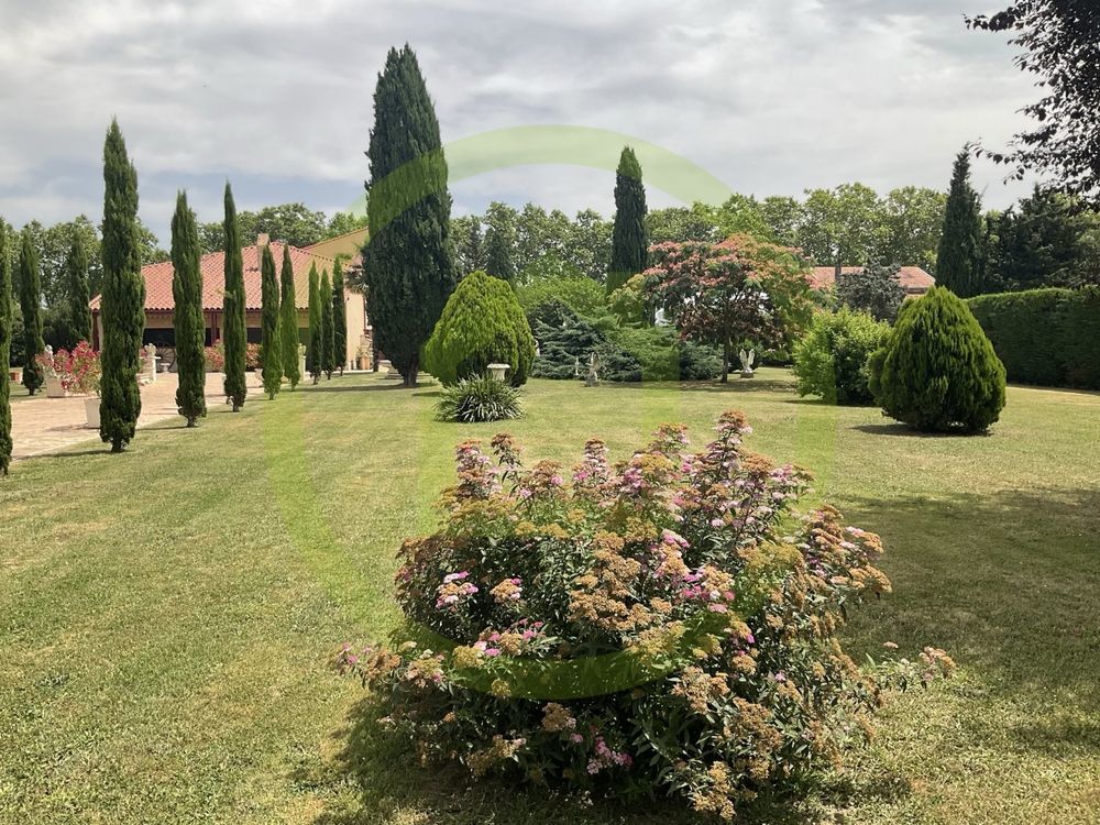 � vendre  Villa Caz�res (31220)