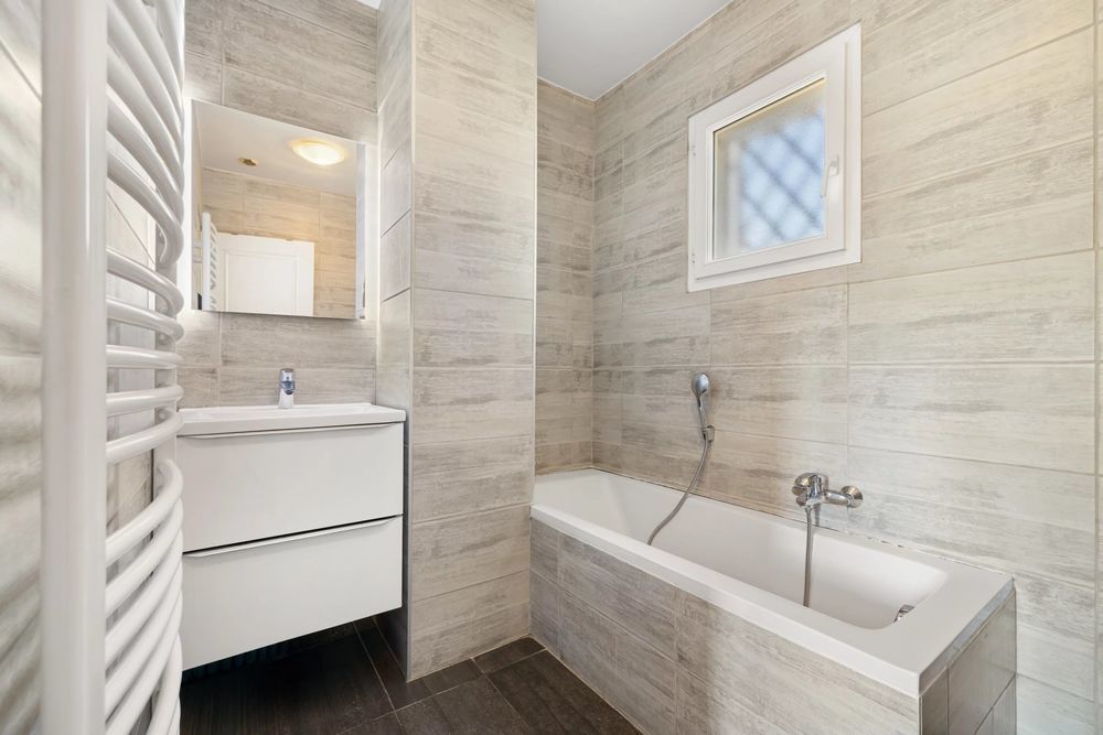 � vendre  Maison Le Rouret (06650)