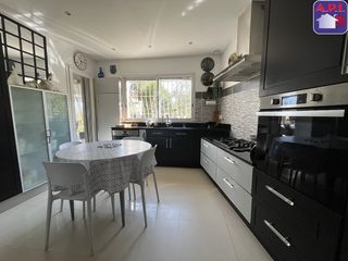  Villa � vendre 5 pi�ces 160 m�