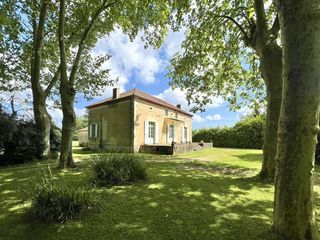  Maison � vendre 12 pi�ces 295 m�